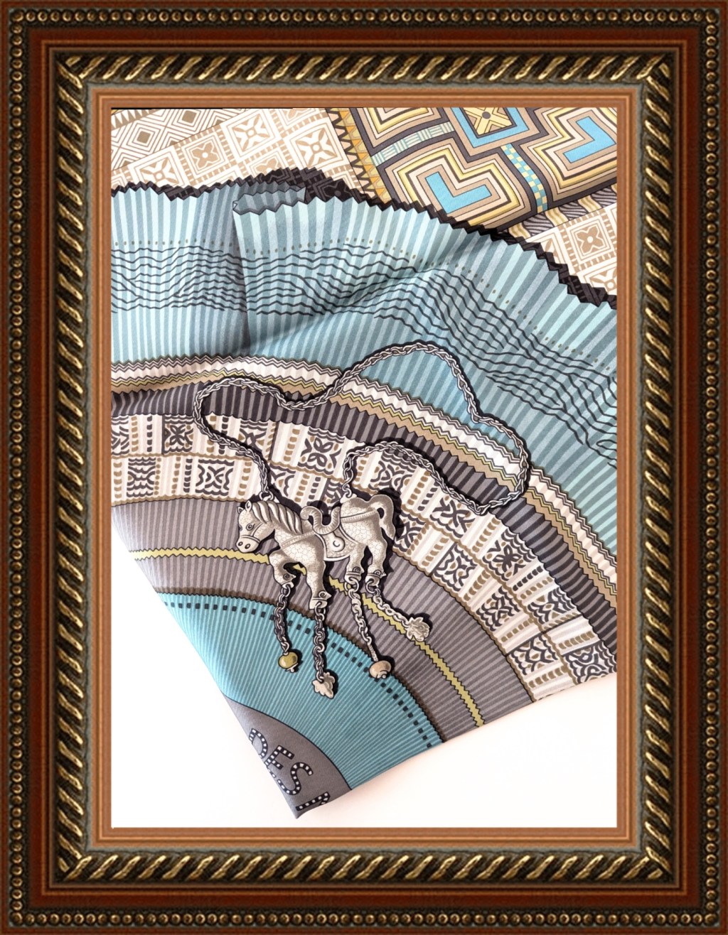 Cent Plis des&nbsp;Miao